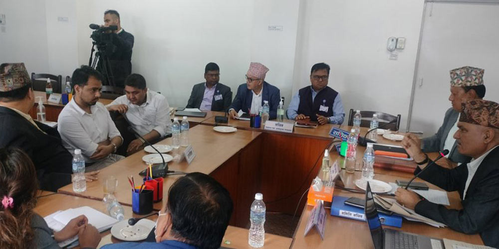 डाक्टर कुट्नेलाई कारबाही गर्न निर्देशन